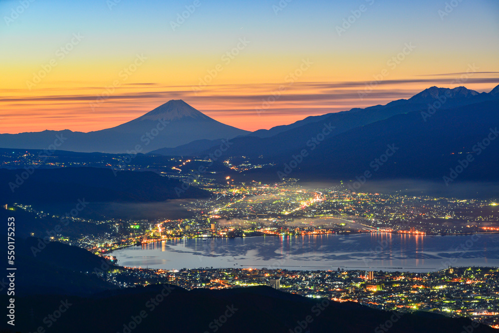 富士山と諏訪湖の夜景
