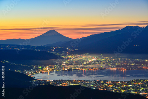 富士山と諏訪湖の夜景