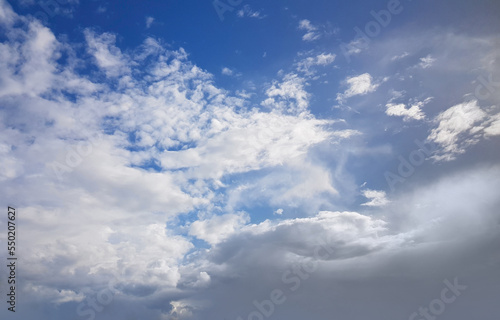 Fototapeta Naklejka Na Ścianę i Meble -  Blue sky and white clouds background