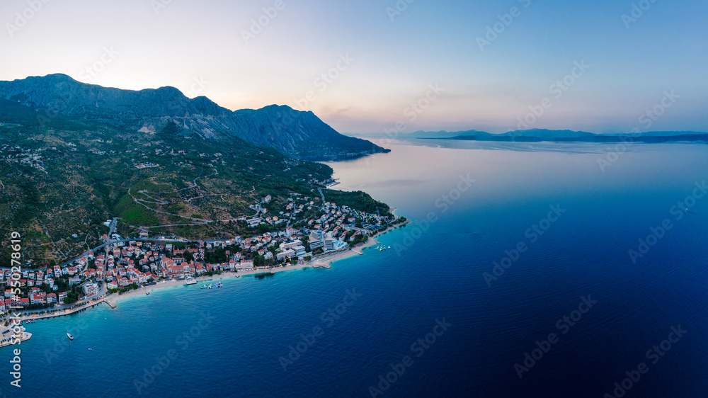 Fototapeta premium Beautiful coastline on the Riviera Makarska on Adriatic sea in Croatia, tourist resorts and beach, overhead view