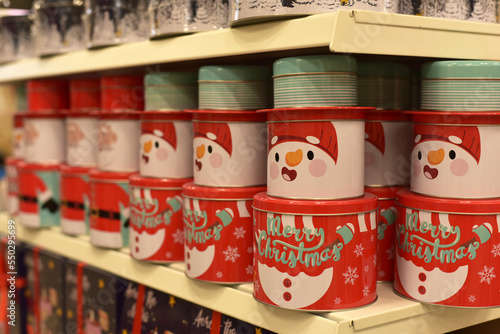 New Year's decorative boxes in the form of snowmen