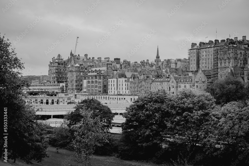 Edinburgh Scotland: 19th Oct 2022: Edinburgh City skyline in Autumn view from  Princes Street gardens