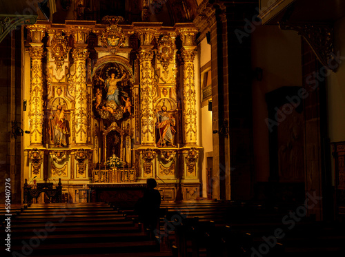 Valokuvatapetti church altarpiece