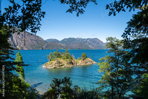 Obraz na płótnie panoramic view of san martin de los andes lake, argentina w salonie