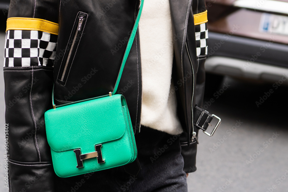 Paris France October 2022 Woman Wearing Constance Green Leather Bag – Stock  Editorial Photo © photo-lime #625713538