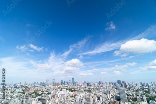 東京 大空に流れる雲 2022 