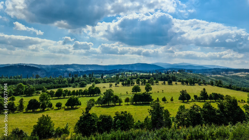 Czeskie górskie krajobrazy - Morawy © RITHOR
