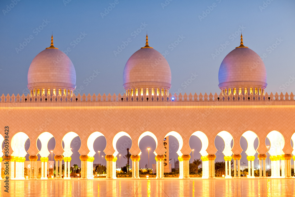 Sheikh Zayed Mosque in Abu Dhabi. Beautiful arab architecture