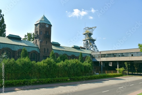 Kopalnia węgla Wieczorek, szyb Pułaski w Katowicach photo