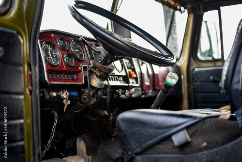 Obraz na plátne The control panel in the cab of an old truck