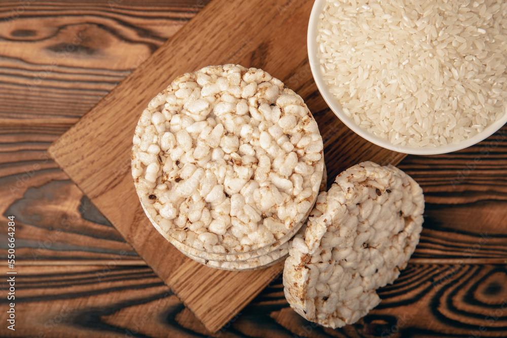 Rice cakes on an old brown tree. Diet bread. Useful food. Diet food. Gluten free. Space for copy. Space for text. Rice cakes on an old brown tree. Diet bread. Useful food. Diet food. Gluten free. Space for copy. Space for text.