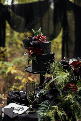 Black wedding cake