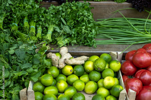 green vegetables  lime. onions  mint  ginger and parsley