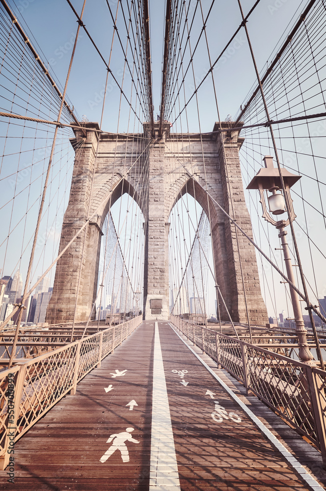 Fototapeta premium Picture of the Brooklyn Bridge, color toning applied, New York City, USA.