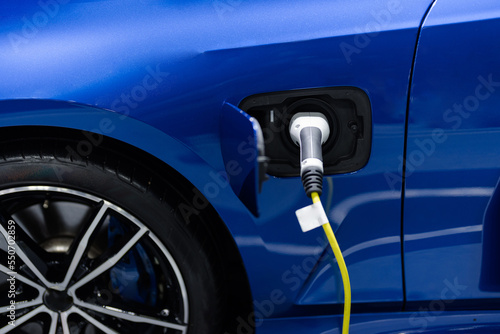 E-mobility, Electric vehicle charging, Electric car charging station