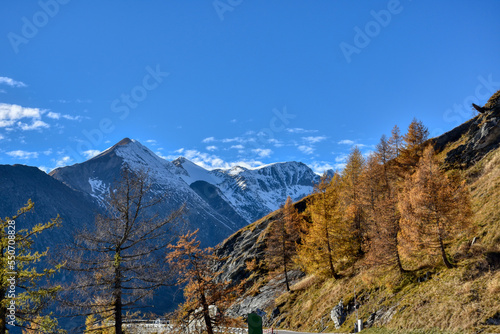 Großglockner, Hohe Tauern, Nationalpark, Glocknergruppe, Schnee, Eis, Gipfel, Berg, Alpenhauptkamm, Zentralalpen, Wahrzeichen, Ostalpen, Gebirgsgruppe, Majestätisch, Hohe Tauern, Nationalpark, Spitze,