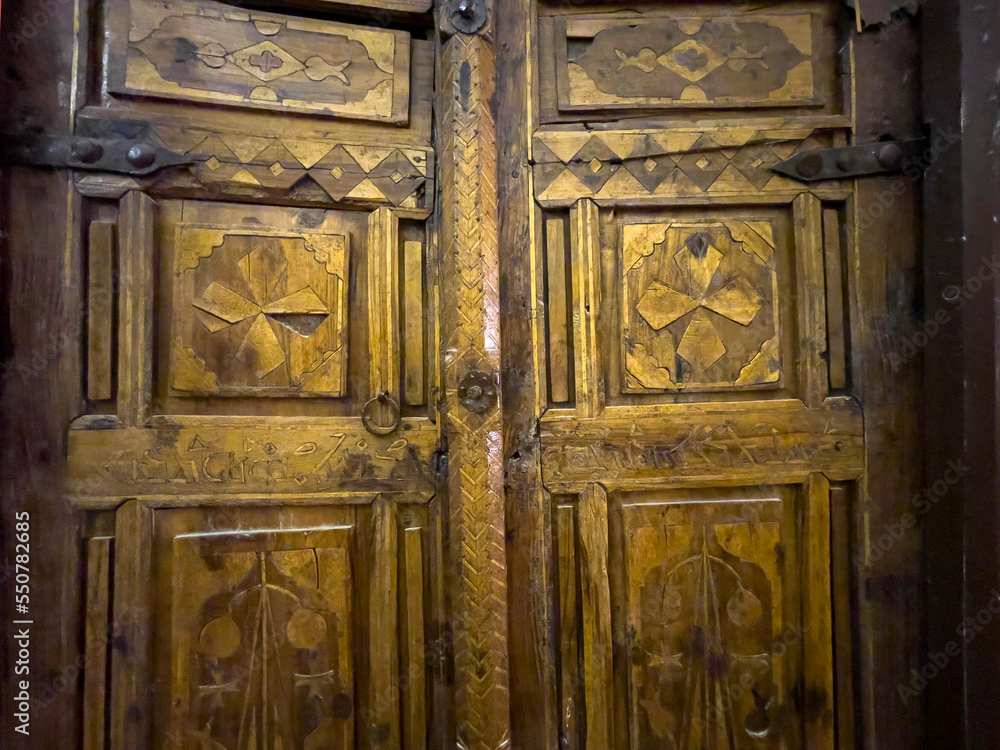 historical inlaid wooden and large door model historical inlaid wooden and large door model