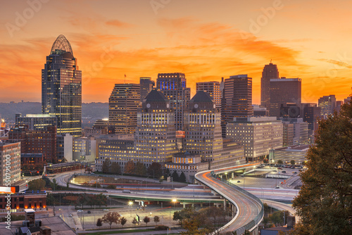 Cincinnati, Ohio, USA Cityscape © SeanPavonePhoto