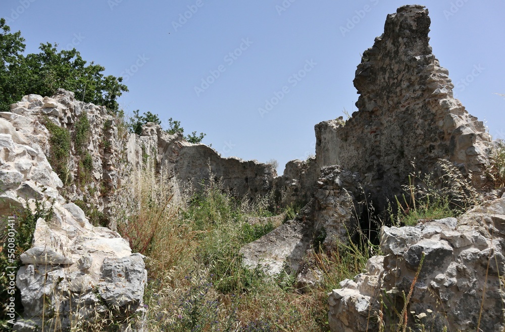 Mercato San Severino - Resti della seconda cinta muraria del Castello Sanseverino