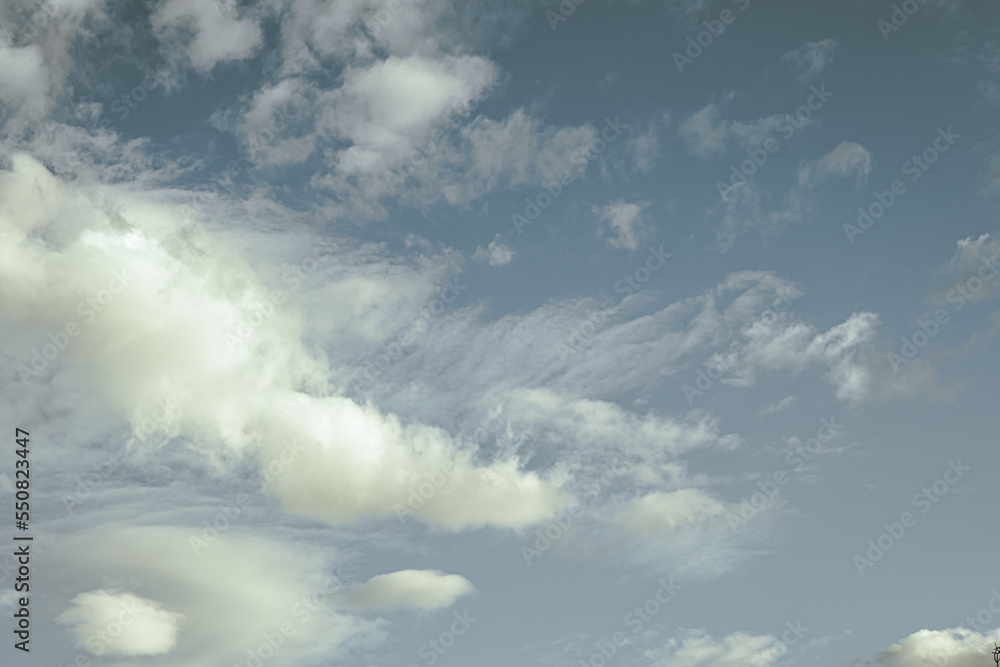 Obraz premium clouds on the blue sky