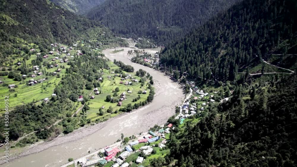 Keran LoC Neelum valley, Keran is among the most beautiful and visited destination of Kashmir, on the both sides of LOC. Keran LoC Neelum valley, Keran is among the most beautiful and visited destination of Kashmir, on the both sides of LOC.