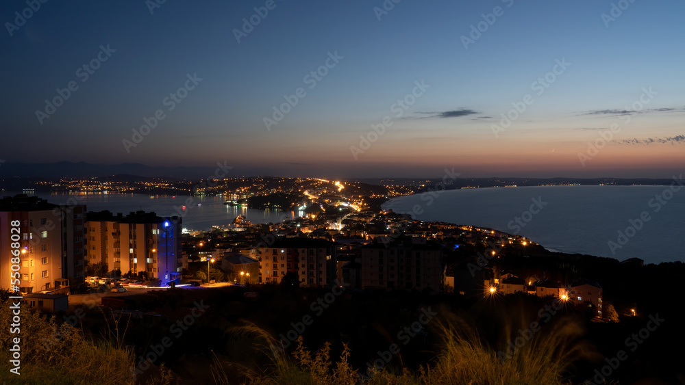 Fototapeta premium city at night, sinop