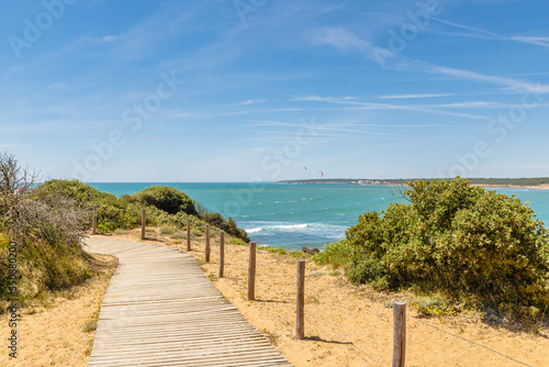 Obraz na płótnie view of Pointe du Payre beach, Jard sur mer, France w salonie