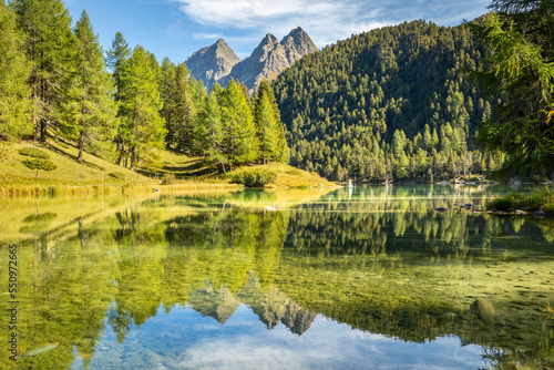 Obraz na płótnie Alpine Lake Palpuogna at Albula Pass in Graubunden alps, Grisons, Switzerland w salonie