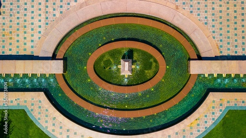 Canvas Print Aerial shot of a fountain at Simpson Plaza, Frisco, Texas