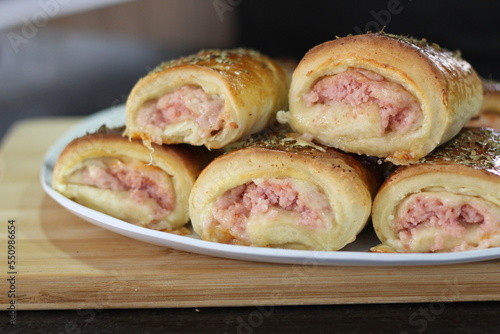 Enroladinho de presunto e queijo