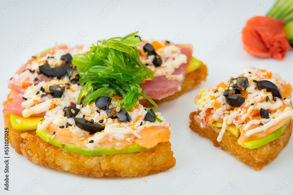 sushi pizza