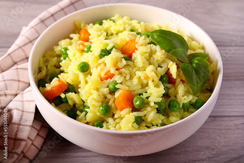 Rice with carrots and peas