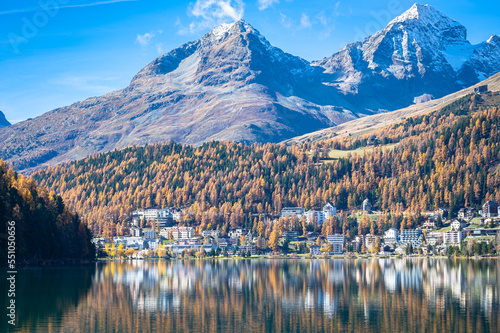 Idyllic view of Lake Saint Moritz (Lej da San Murezzan) on a calm and sunny day in October