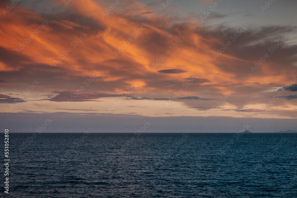 Fototapeta premium Sunset at the ocean beach