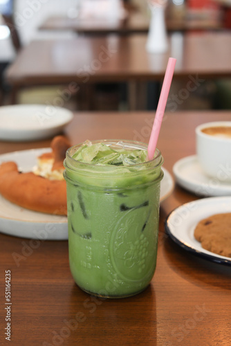 Matcha green tea with cupcake