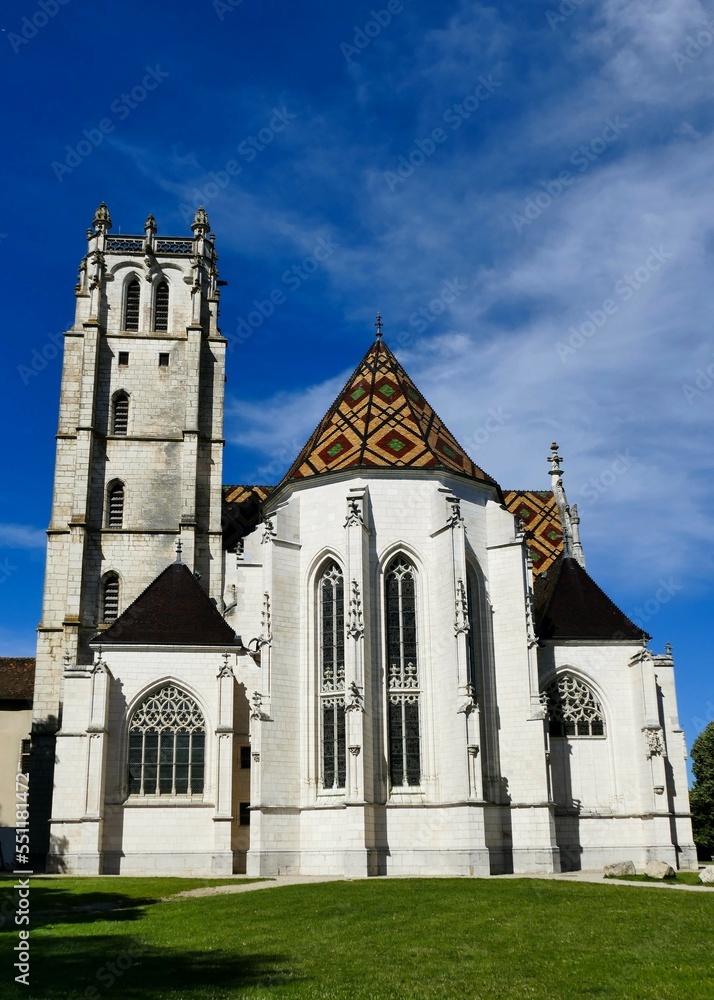 Abside et clocher de l’église Saint-Nicolas-de-Tolentin du monastère royal de Brou à Bourg-en-Bresse