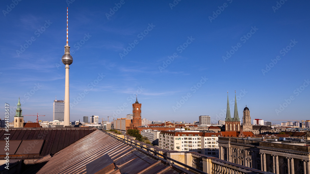 Blick von der Dachterrasse des Humboldt Forums, Berlin Mitte