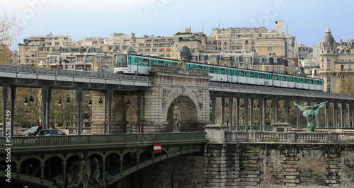 Paris - Pont de Bir-Hakeim - Passy