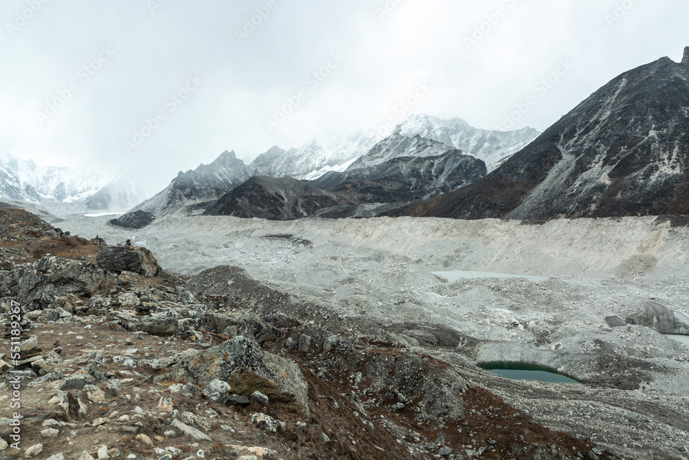 khumbu icefall himalayas