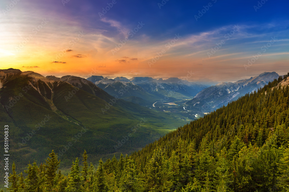 Fototapeta premium Bow Valley in Banff national park