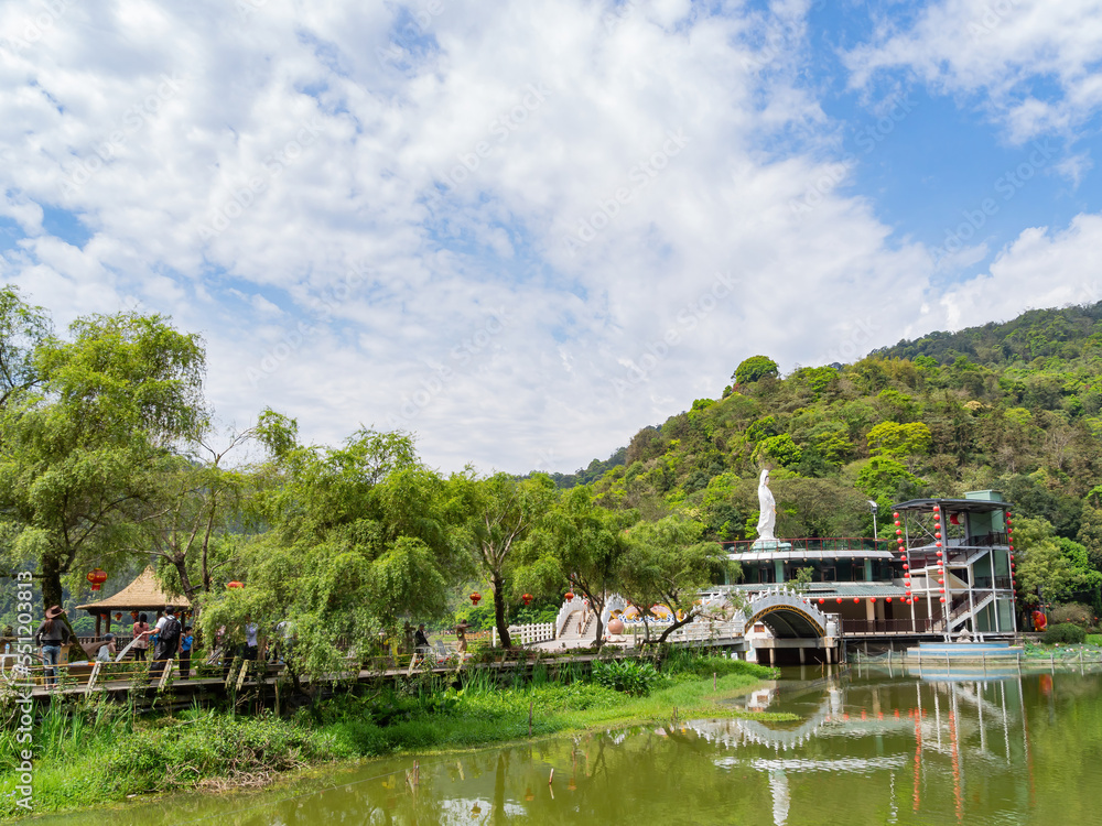 Fototapeta premium Beautiful landscape around the Liyutan