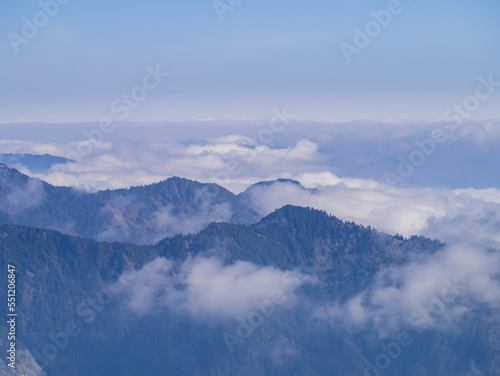 Sunny landscape of the Hehuanshan mountain © Kit Leong