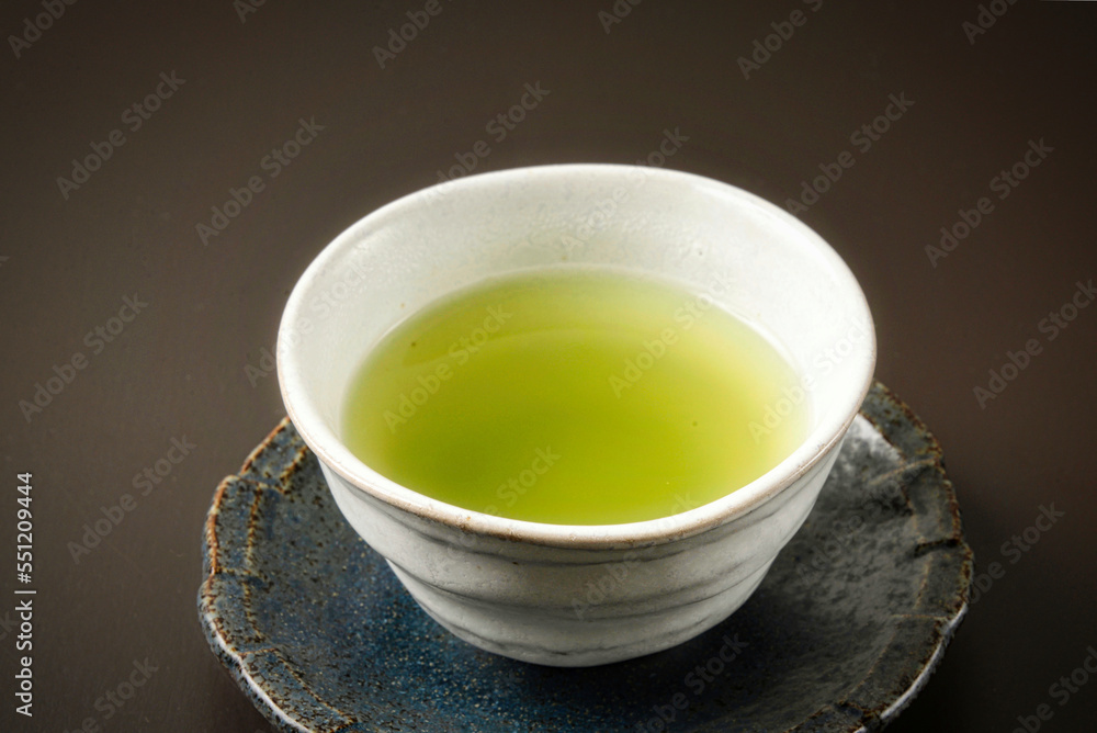おいしい日本茶を飲んで、楽しいティータイムを過ごそう！