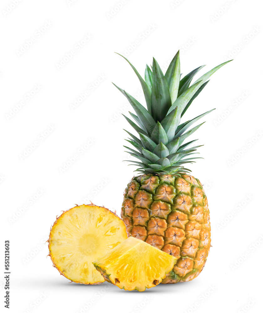 Fresh pineapple on transparent png - obrazy, fototapety, plakaty 