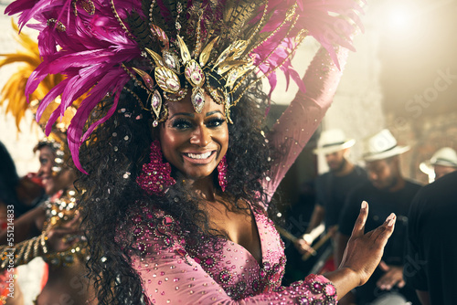 Foto Party, dancing and portrait of samba dancer at carnival, festival and traditional celebration in Brazil