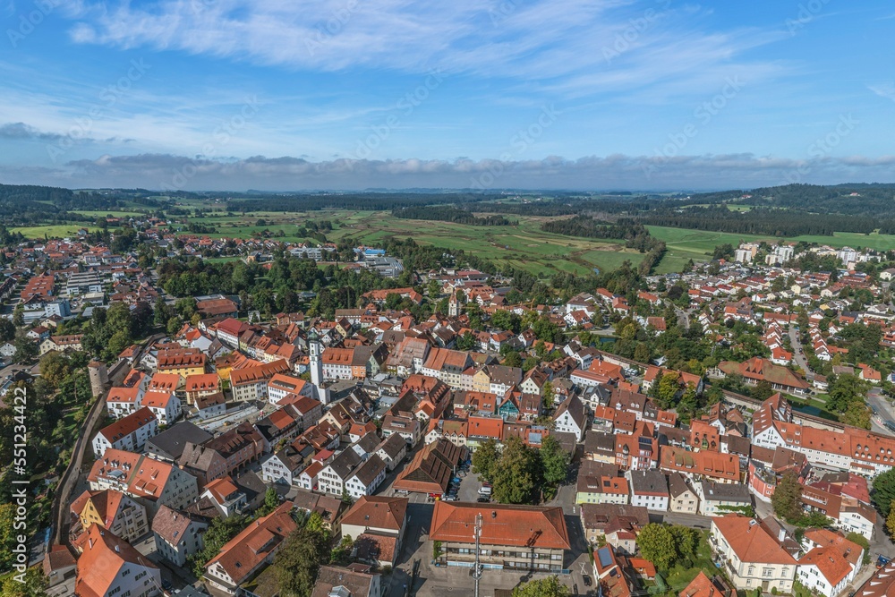 Die Altstadt von Isny im Allgäu im Luftbild