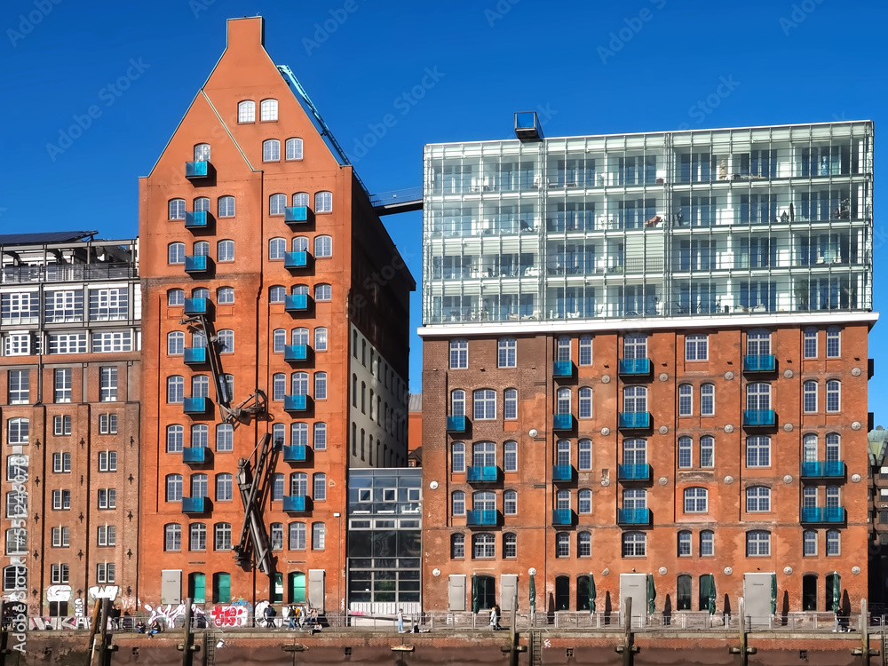 Fototapeta premium Historic city warehouse Stadtlagerhaus in Hamburg Altona