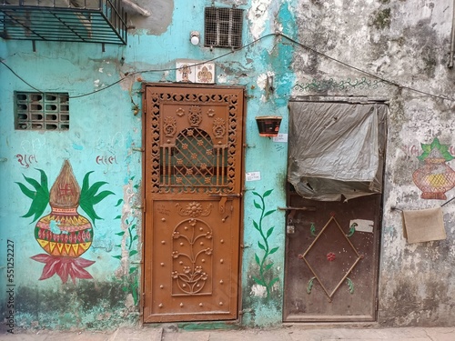 old door of Dharavi Kumbharwada  photo