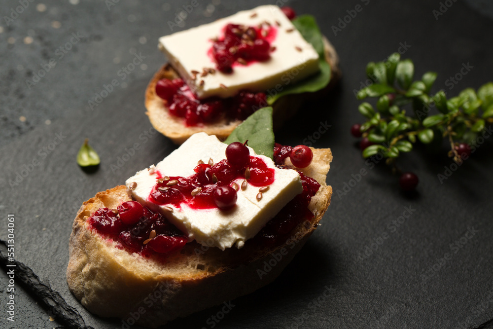 Sandwiches with cheese Sandwiches with cheese