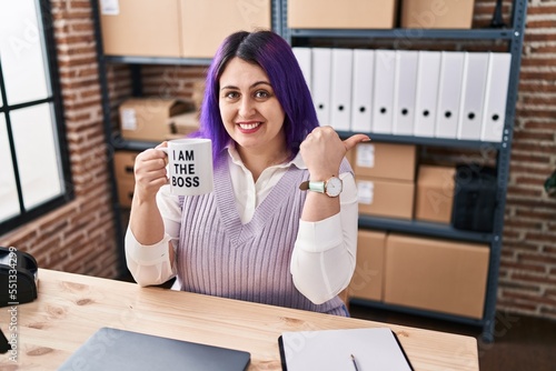 Quadro em tela Plus size woman wit purple hair working at small business ecommerce holding i am